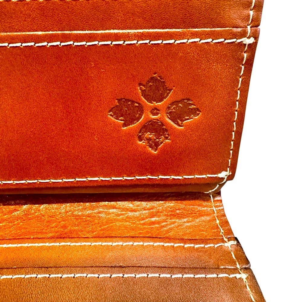 ❌SOLD❌PATRICIA NASH CAUCHY WALLET (NWT) - Picture 5 of 6